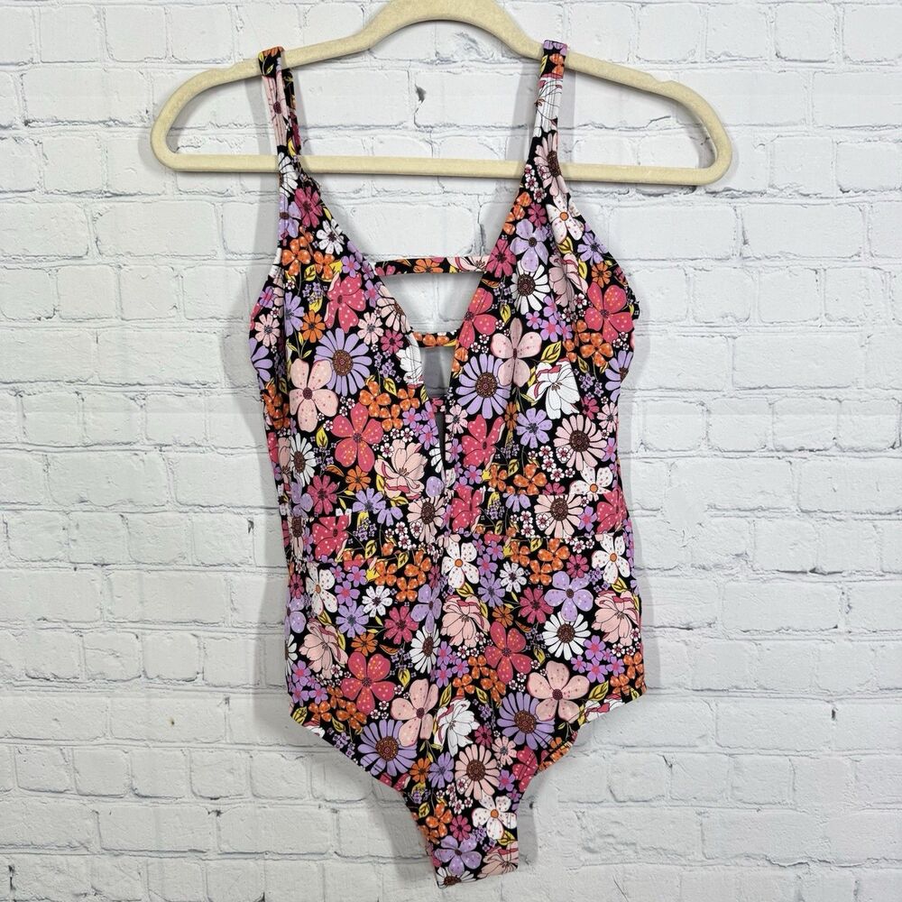 Time and Tru One Piece Bikini Swimsuit Women Medium 8/10 Floral Prairie Cottage